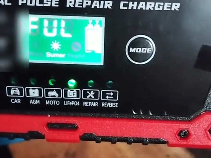 Charger LCD showing full charge