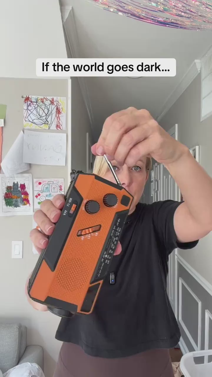 Solar Hand-Crank Emergency Weather Radio
